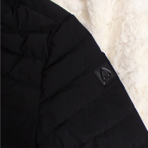 Moose Knuckles coat - Picture 3 of 5